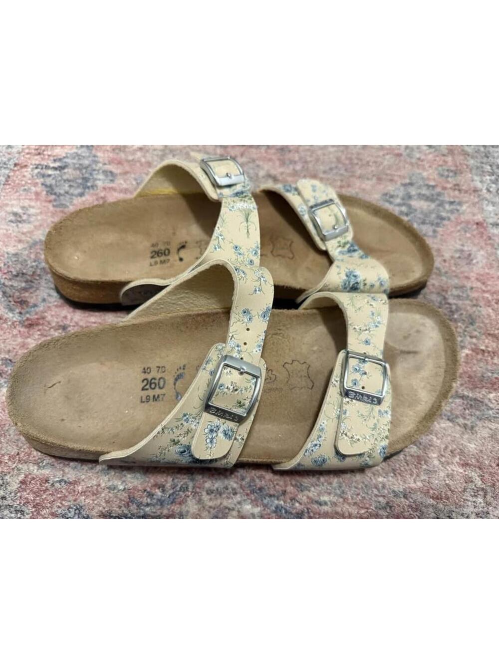 Birki’s Birkenstock Sandals size 40